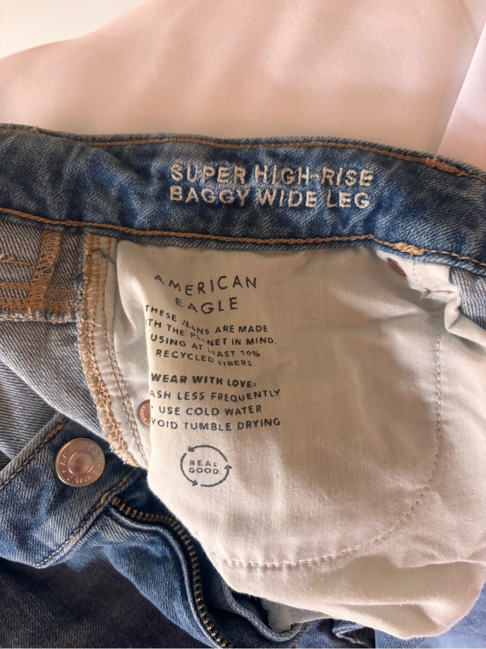 American Eagle Outfitters Super High-Rise Baggy Wide Leg Jeans - Light Blue